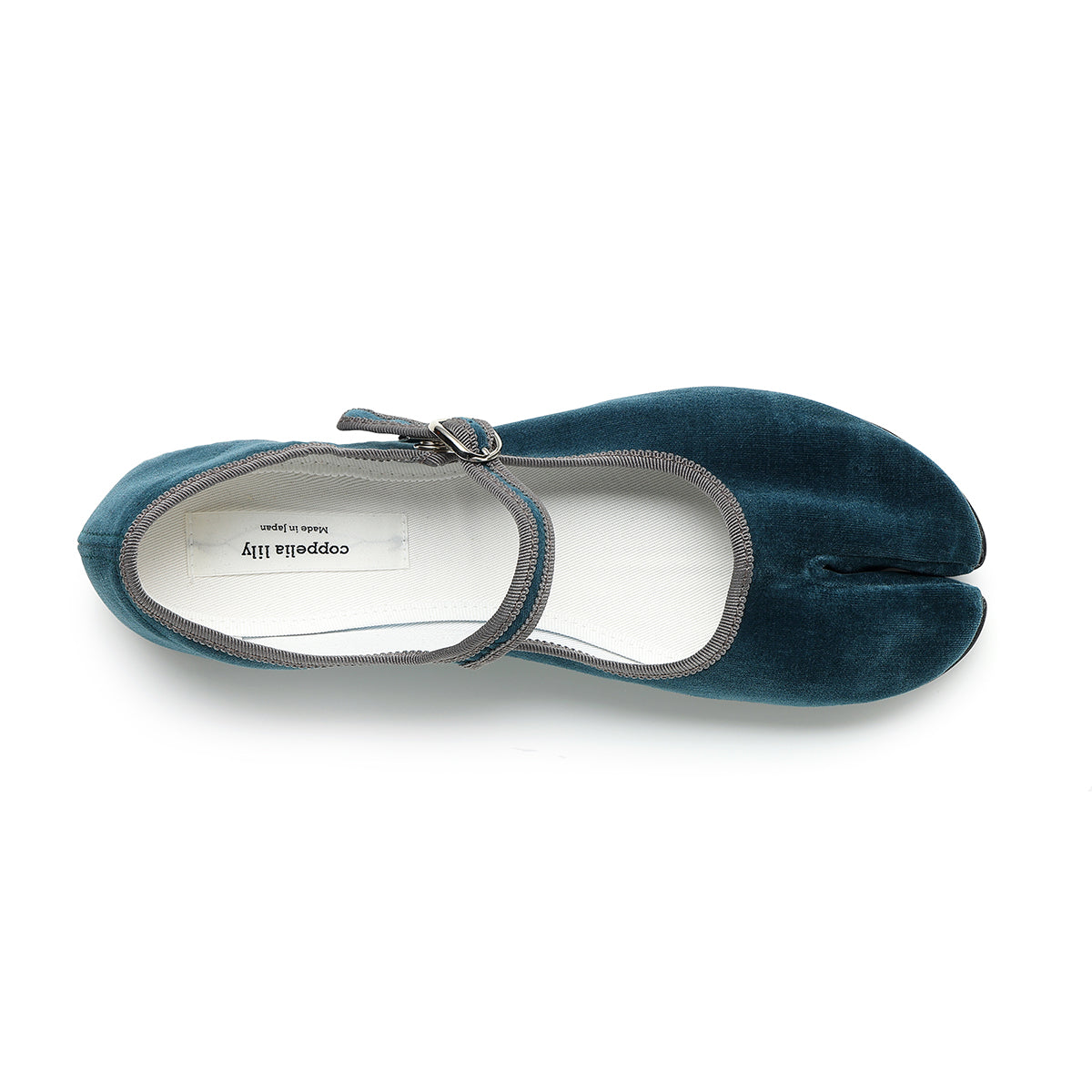 coppelia lily Bleu Orient