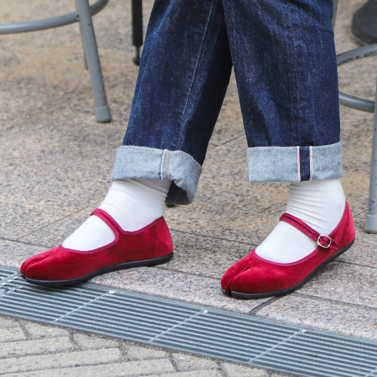 coppelia lily Bordeaux