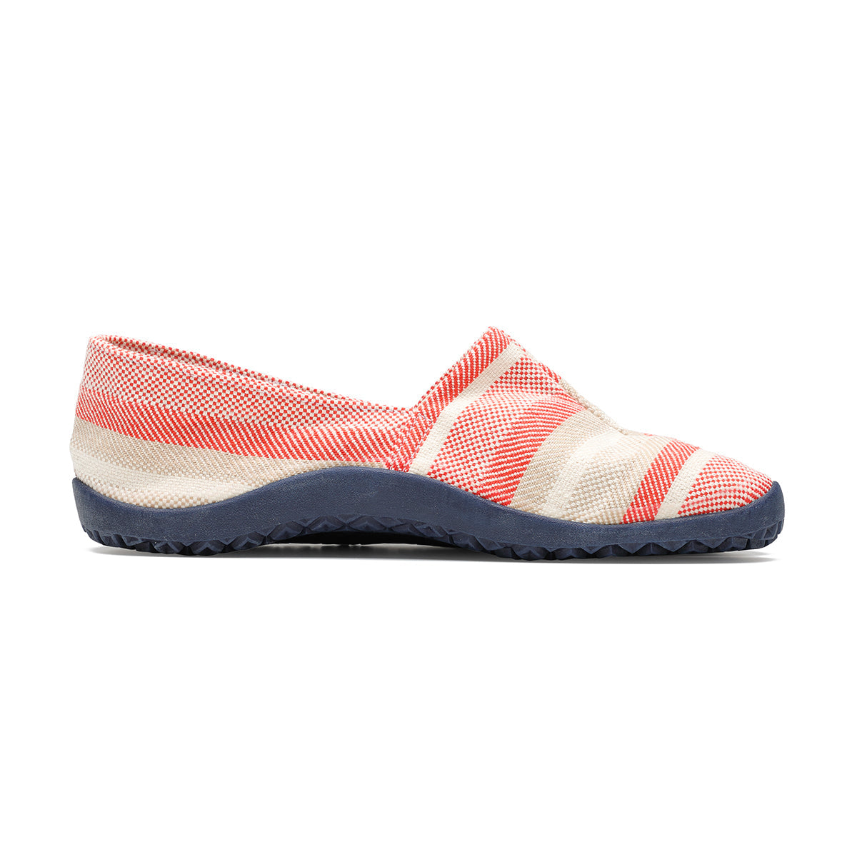 tabiRela(たびりら) 茜