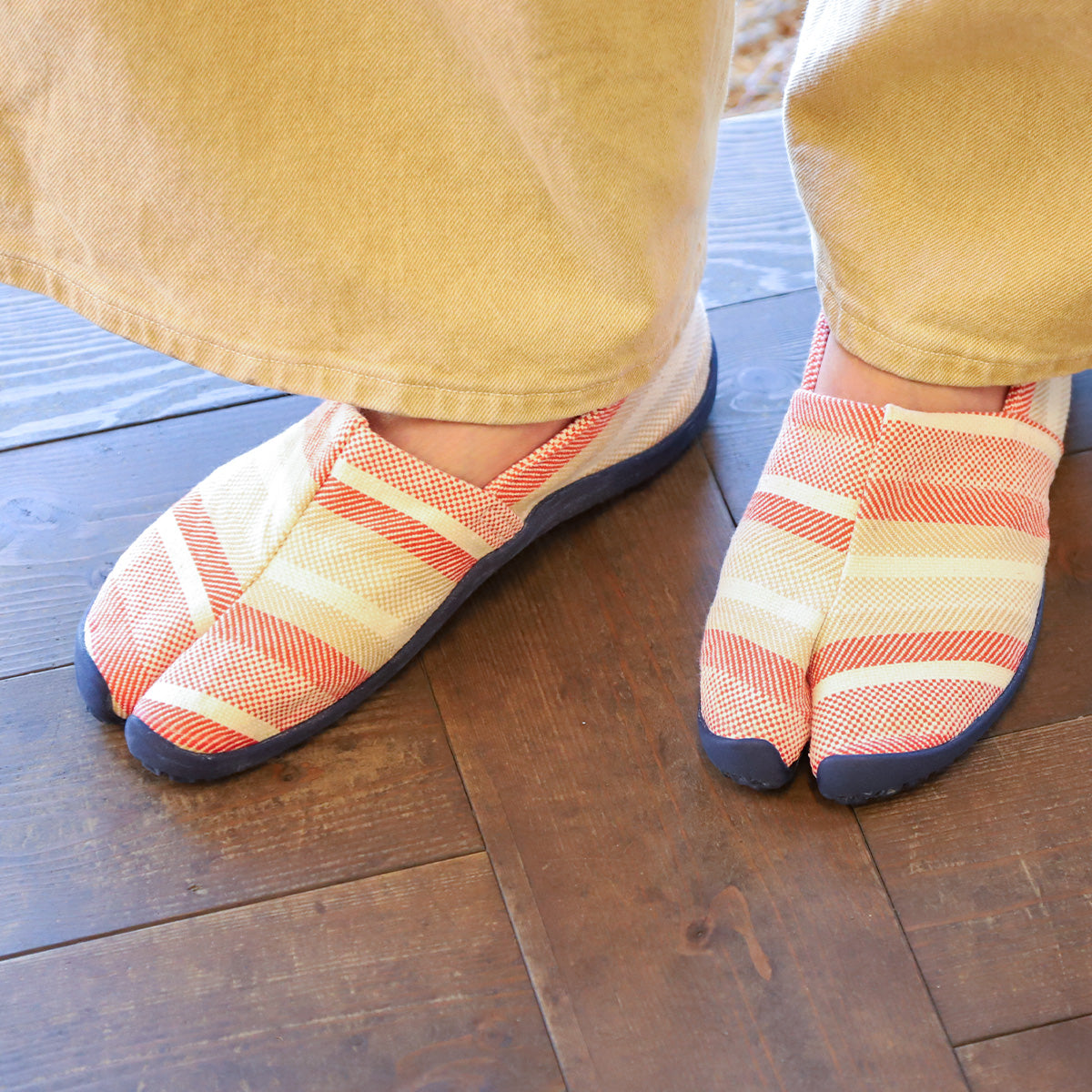 tabiRela(たびりら) 茜