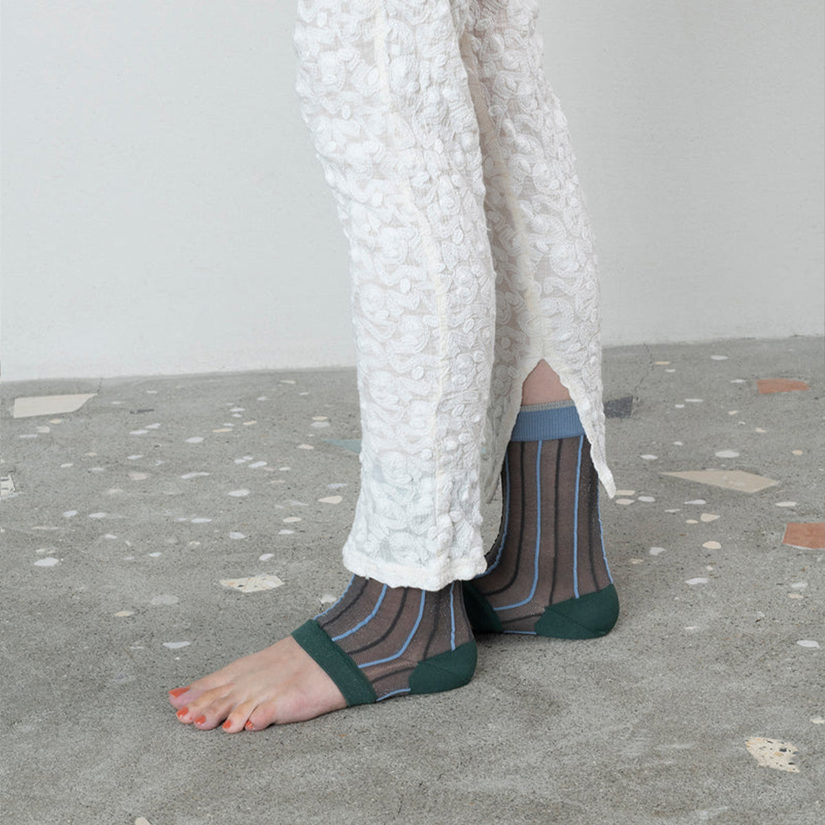 STRIPED SHEER LEGGING SOCKS BLUE